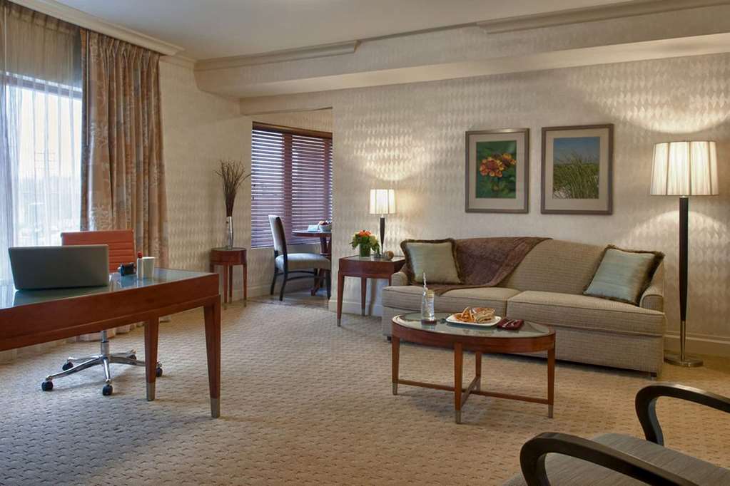 Viana Hotel and Spa Trademark Collection by Wyndham - photo 14