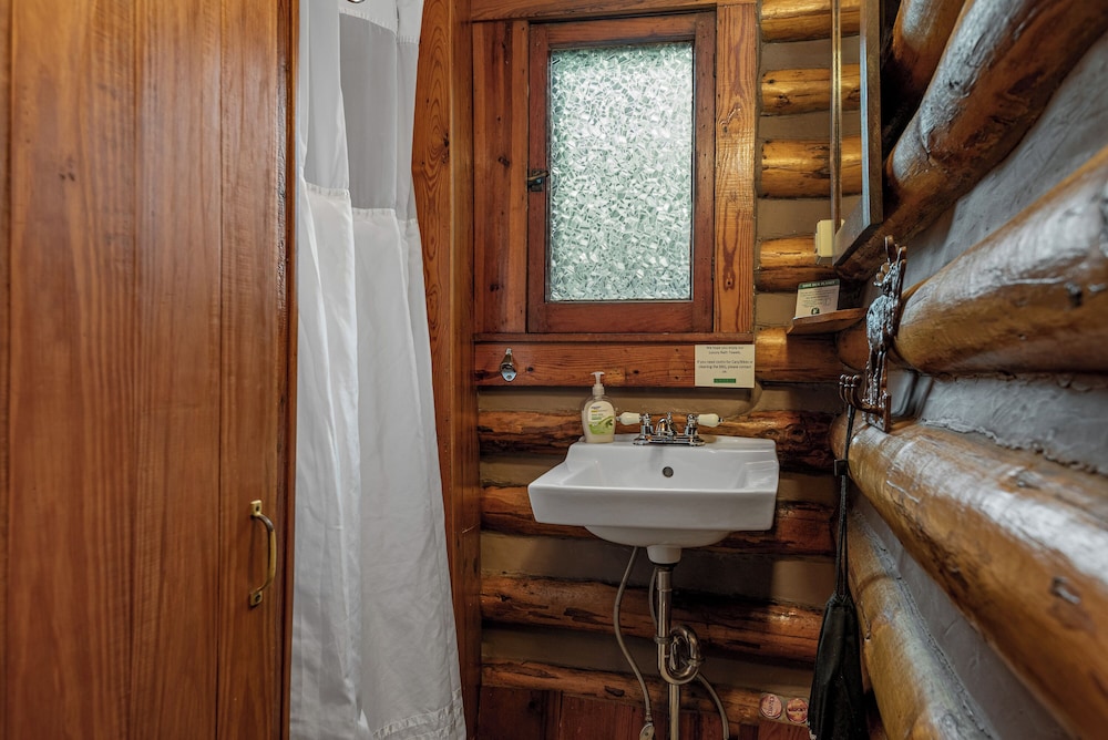 Tall Pines Inn - photo 118