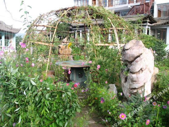 Tianwaitian Ecological Art Park — hotel in Lintan Chengguanzhen