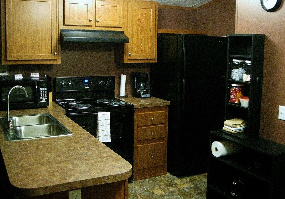 Eagle Ford Lodging - photo 8
