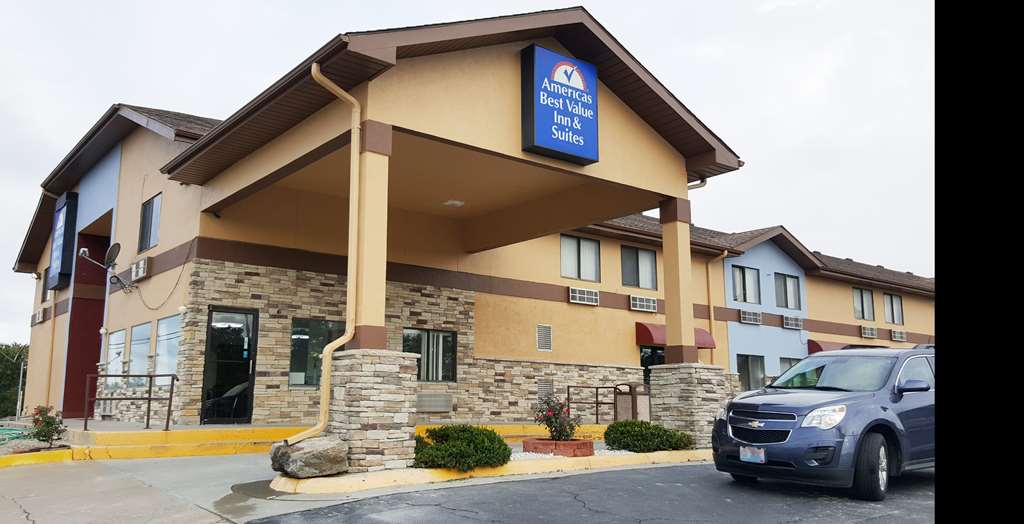Americas Best Value Inn & Suites Harrisonville - photo 29