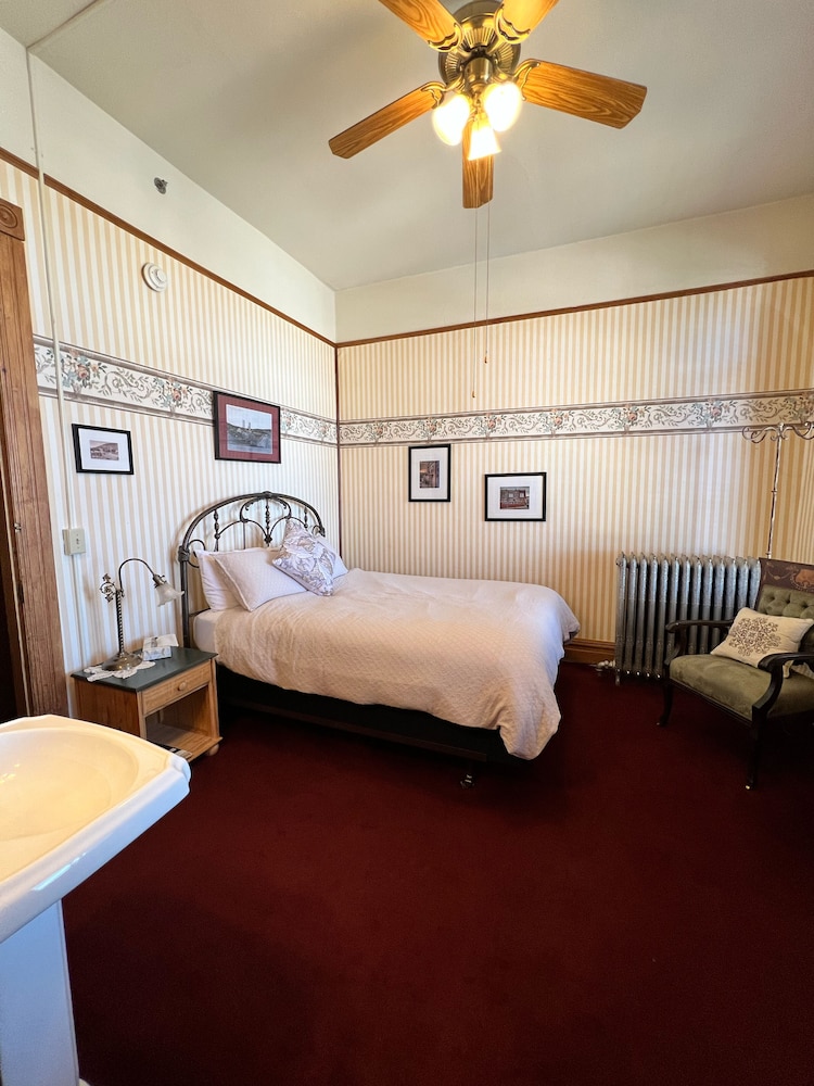 Hotel St. Nicholas - photo 10