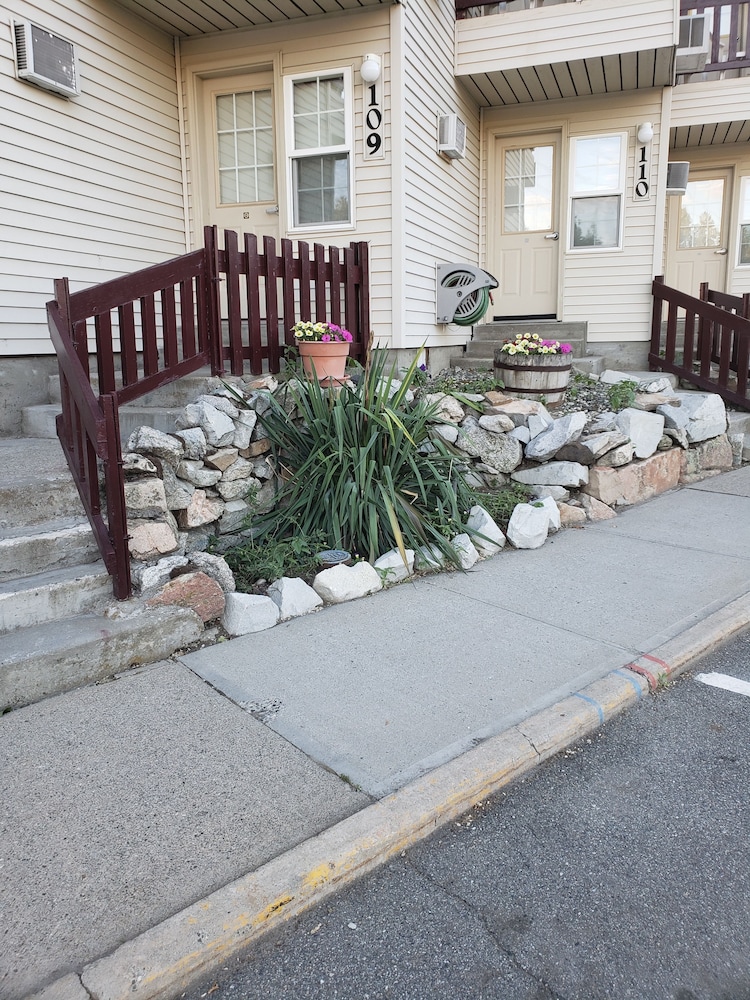 Columbia River Inn - photo 23