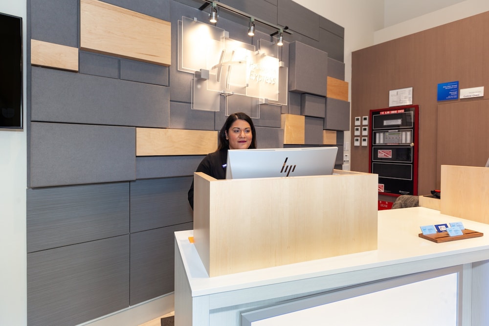 Holiday Inn Express NYC Brooklyn Sunset Park by IHG - photo 33