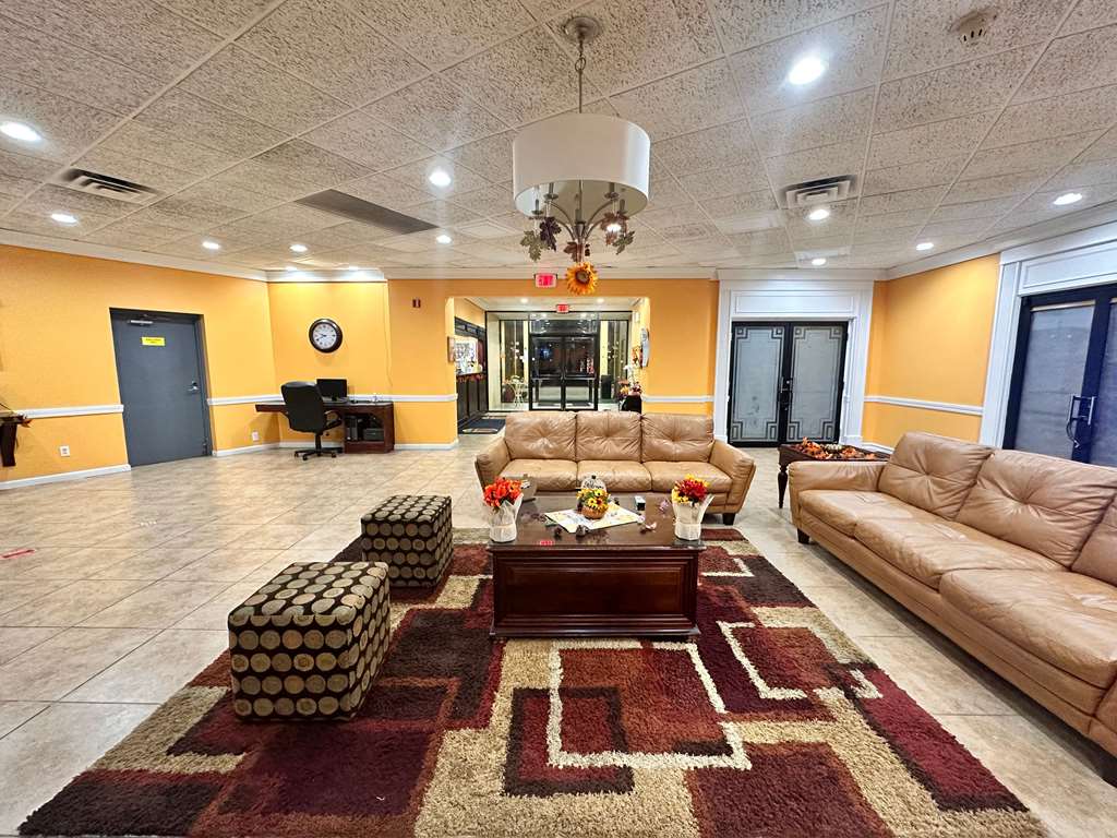 Super 8 by Wyndham Harrison OH - photo 9