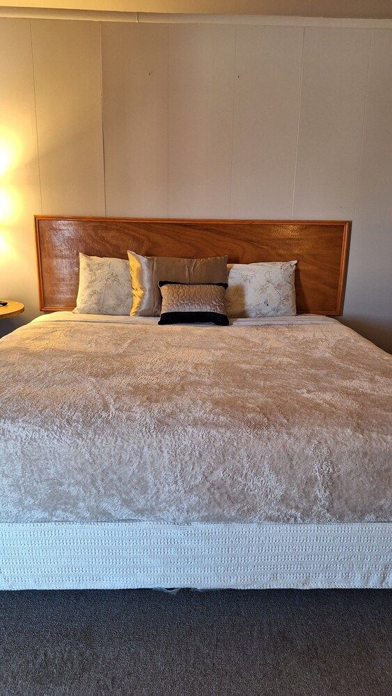 Comanche inn - photo 8