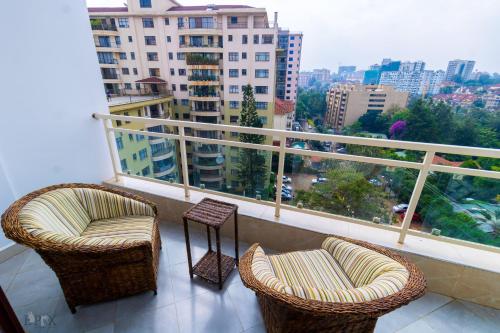 Serenity Suites Apartment With Private Parking Space Modern Equipped Gym Swimming Pool And A Relaxing Rooftop With Unbeatable City Views