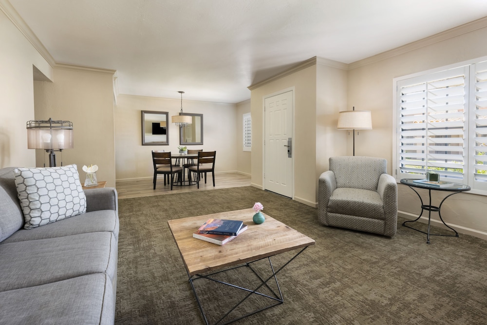 Kimpton Miralina Resort & Villas by IHG - photo 8