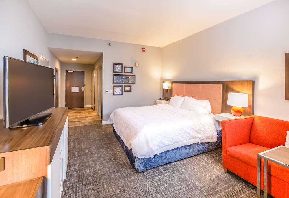 Hampton Inn Pensacola Beach - photo 11