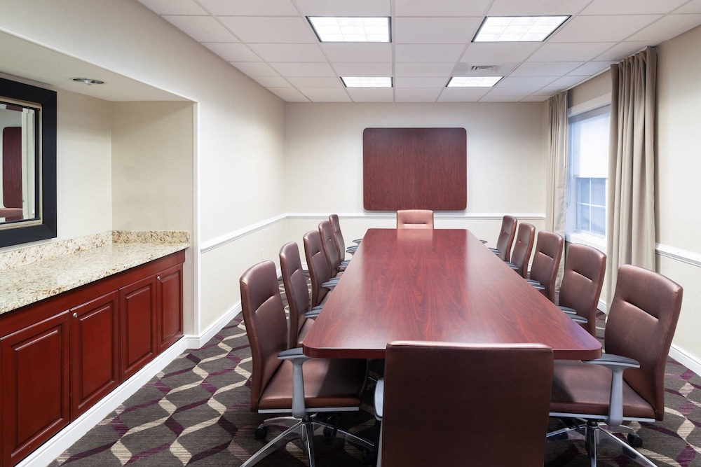 Residence Inn by Marriott Southington - photo 24