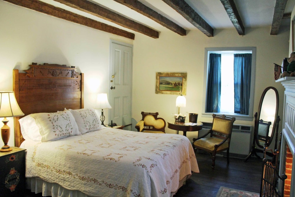 Battlefield Bed & Breakfast Inn - photo 26