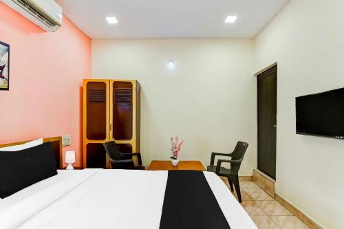 Hotel O Akkayaplem Near Railway Station in Visakhapatnam, India