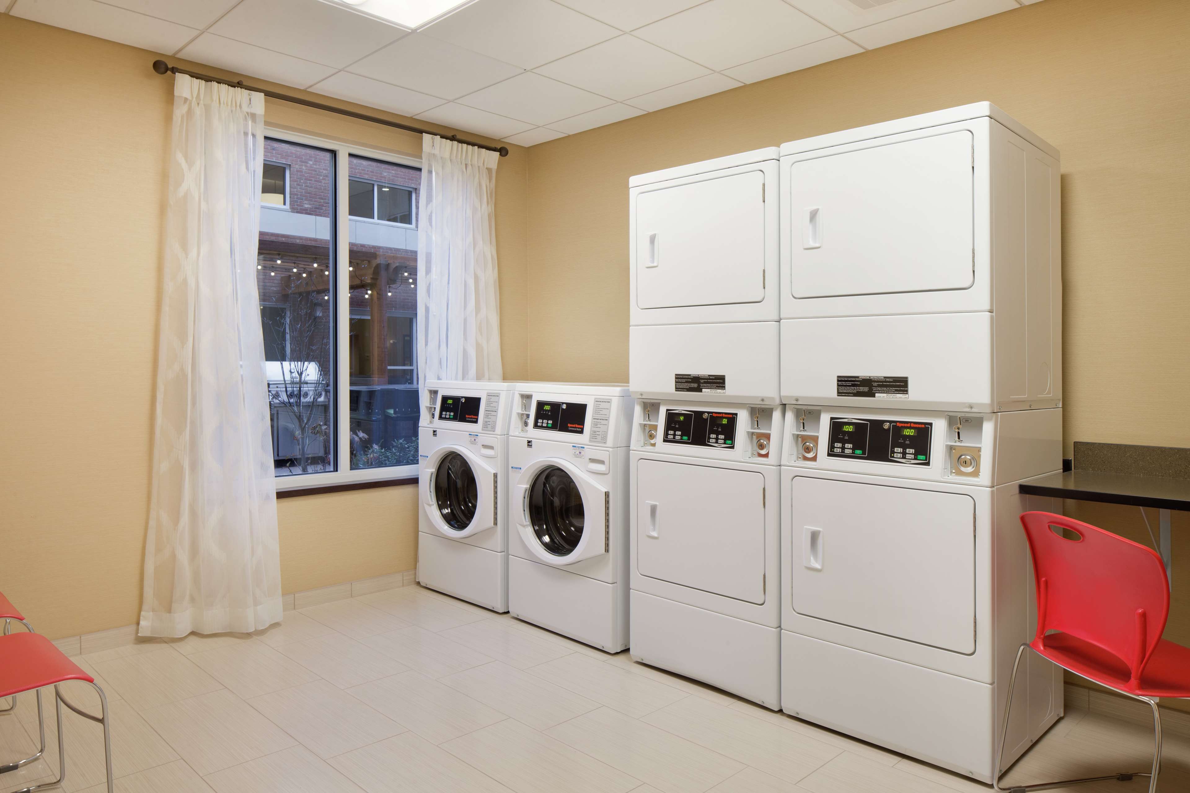 Homewood Suites by Hilton Kalamazoo Portage - photo 44