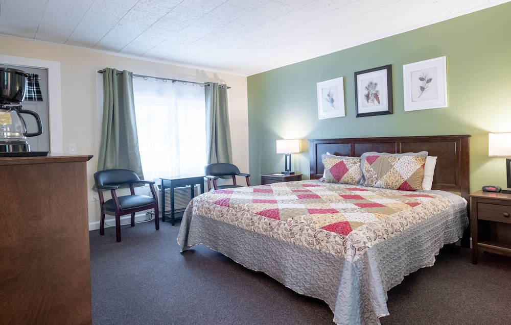 Acadia Pines Motel - photo 8