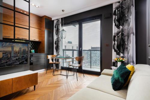 Apartments Konstruktorska by Renters Prestige — 4-Star Luxury Hotel in Warsaw, Poland