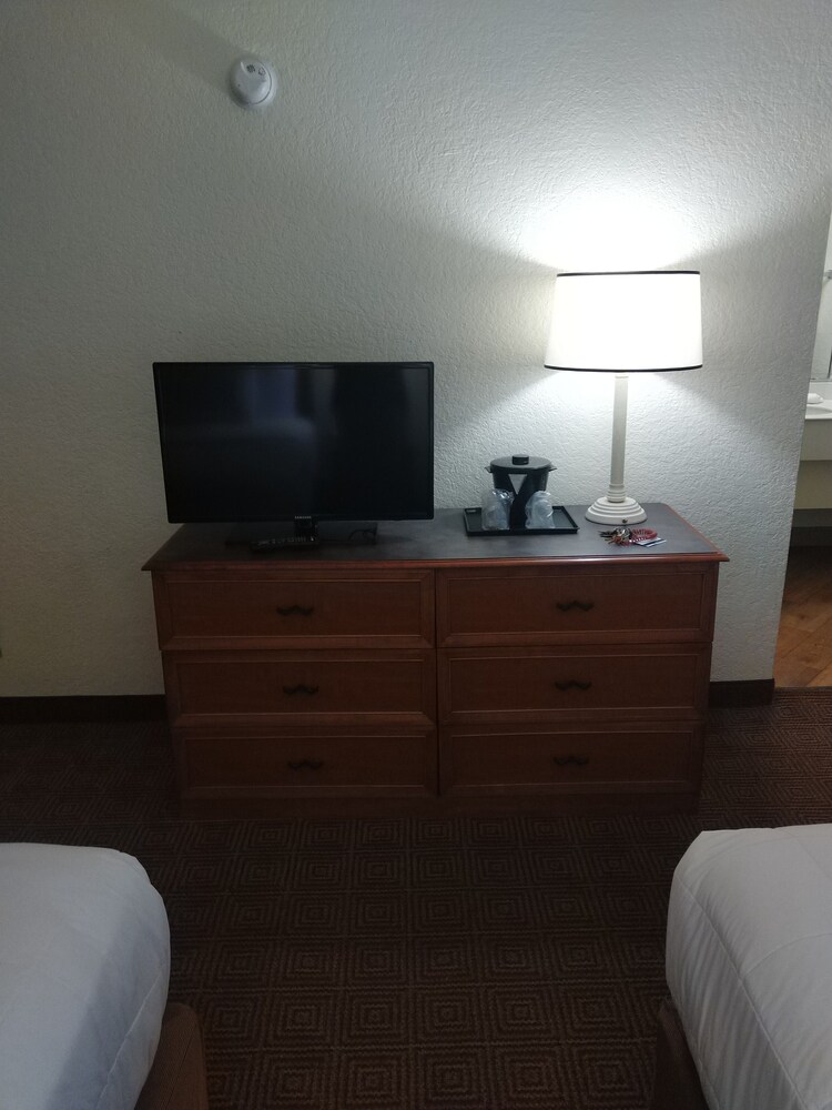 Travelodge by Wyndham Mobile - photo 11