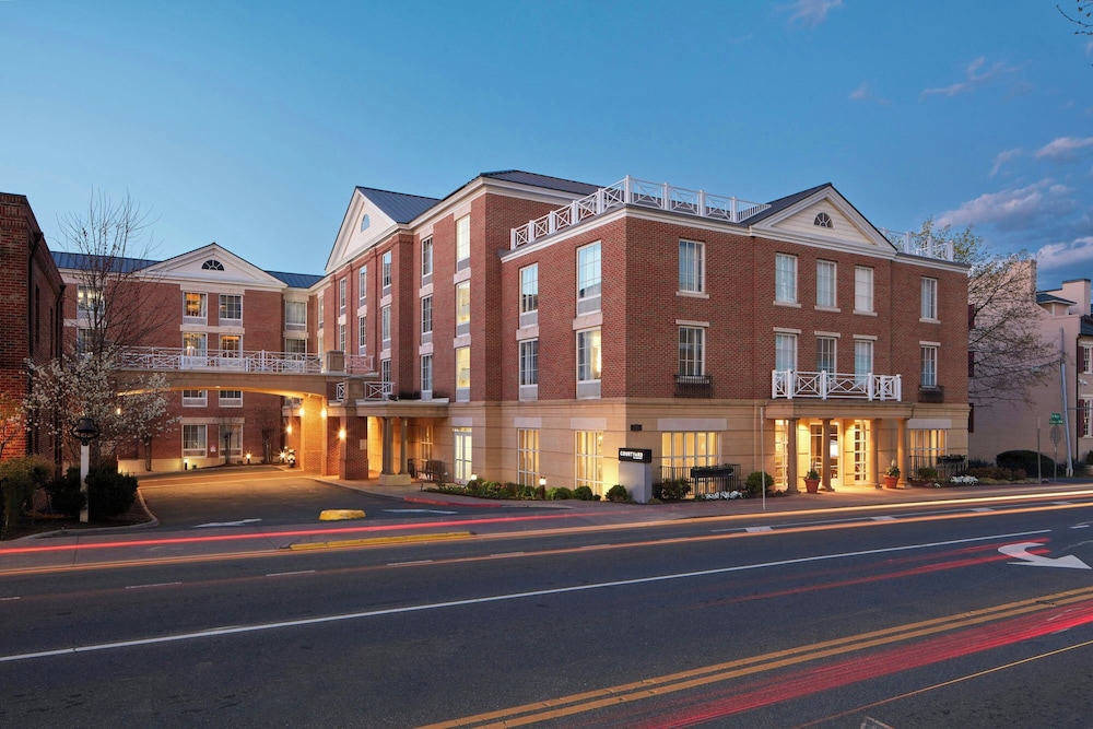 Courtyard by Marriott Charlottesville University Medical Ctr - photo 36