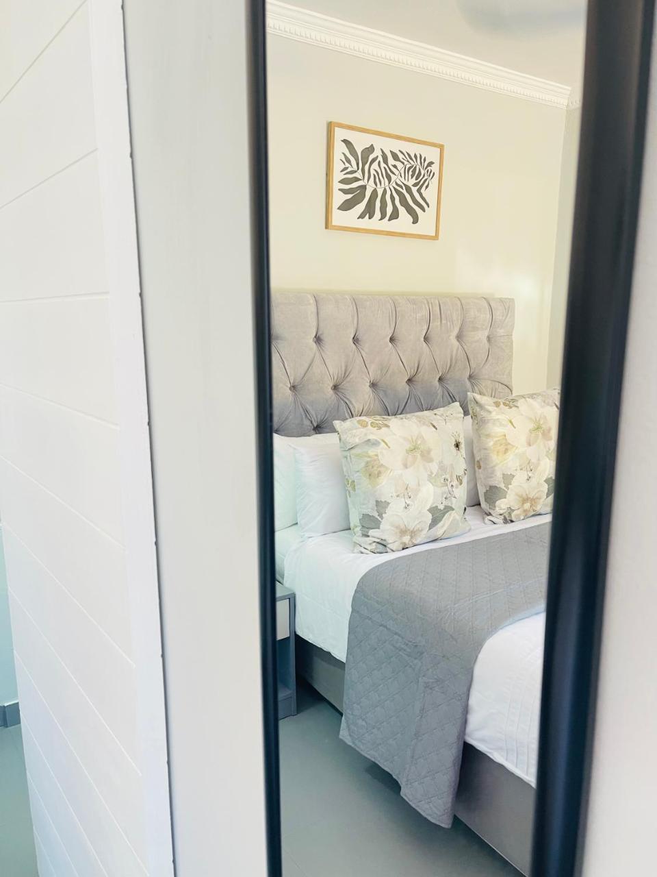 Private Room Pelican - last minute hotel in Durban