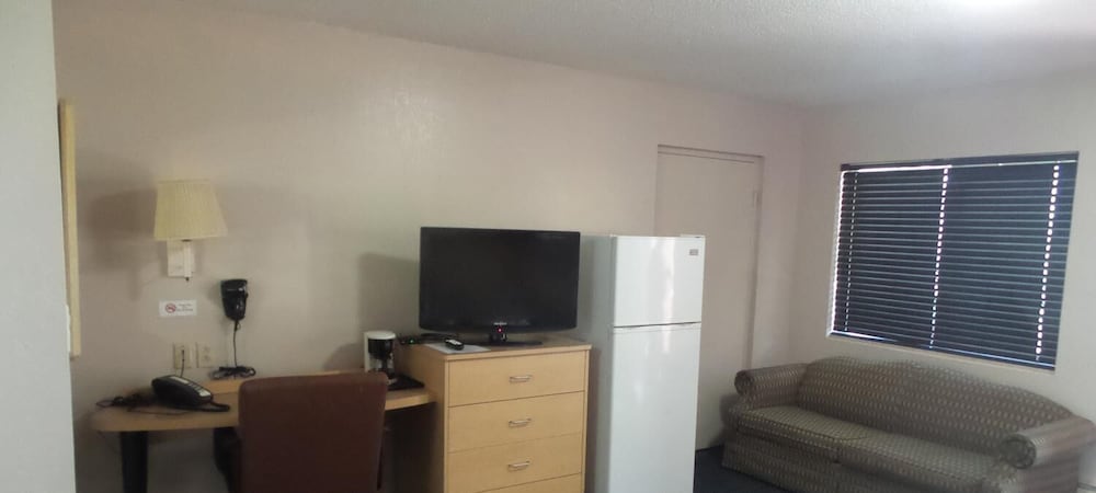 River's Edge Motel - photo 6