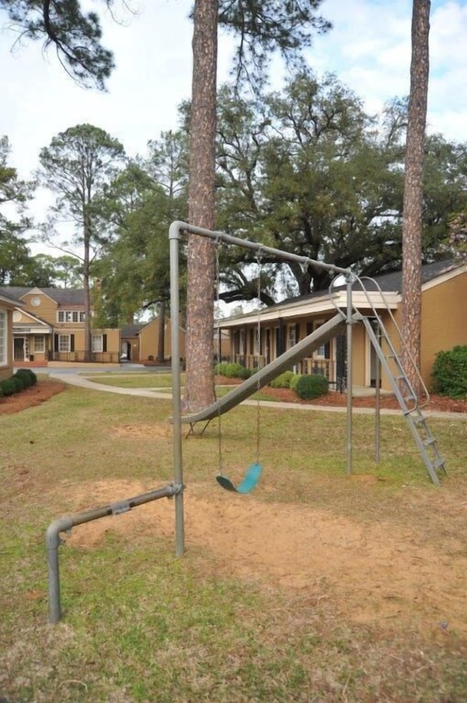 Merry Acres Inn - photo 28