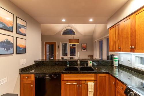 Crooked Creek Inn at Yonahlossee - photo 15