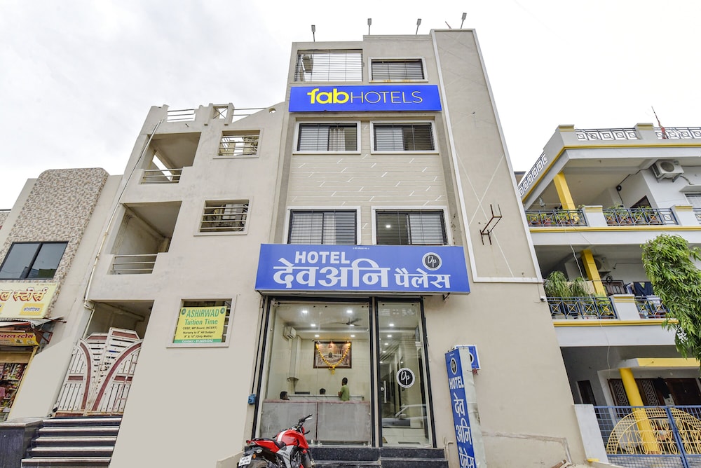 Fabexpress Devani Palace in Ujjain, India