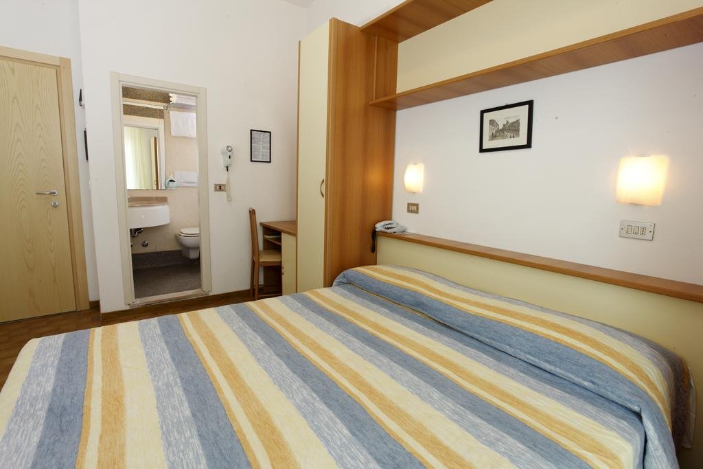 Hotel Conti - last minute hotel in Rimini