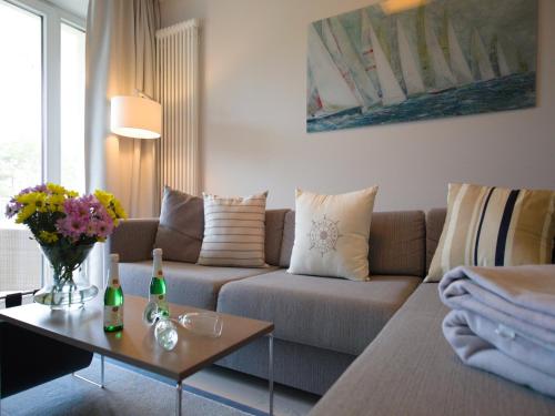Dünenresidenz Prora Ferienwohnung mit Meerblick 2 Schlafzimmern und Balkon NP 115 — 4-Star Luxury Hotel in Ostseebad Binz, Germany