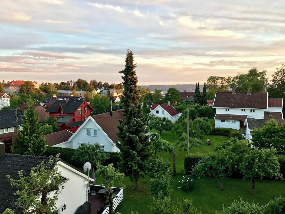 Villa Sommerfryd Seterveien Oslo — 4-Star Luxury Hotel in Oslo, Norway