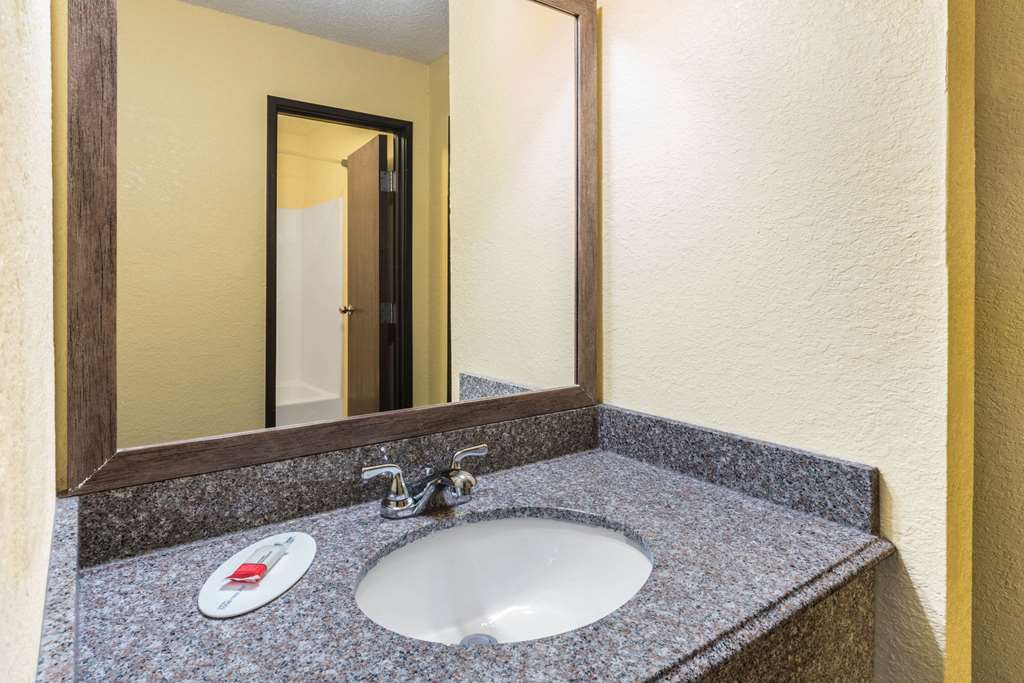 Days Inn by Wyndham Tucumcari - photo 13