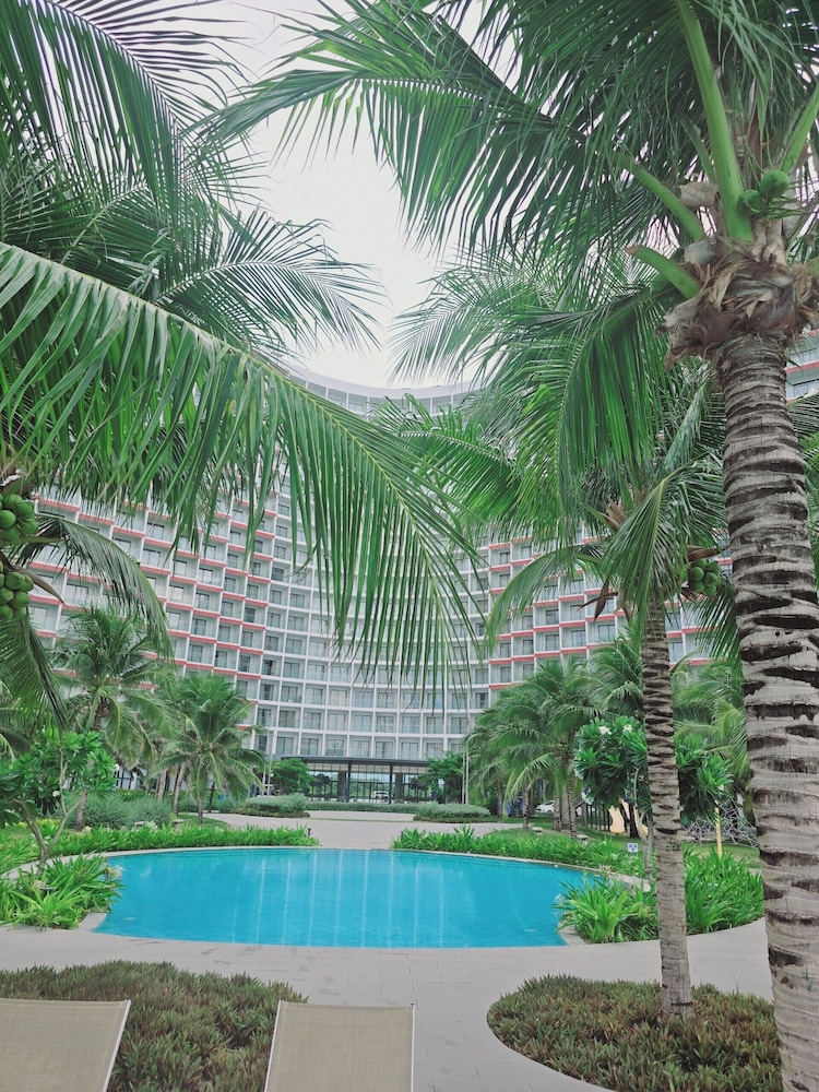 Arena Resort Luxury With Ocean View in Cam Ranh, Vietnam