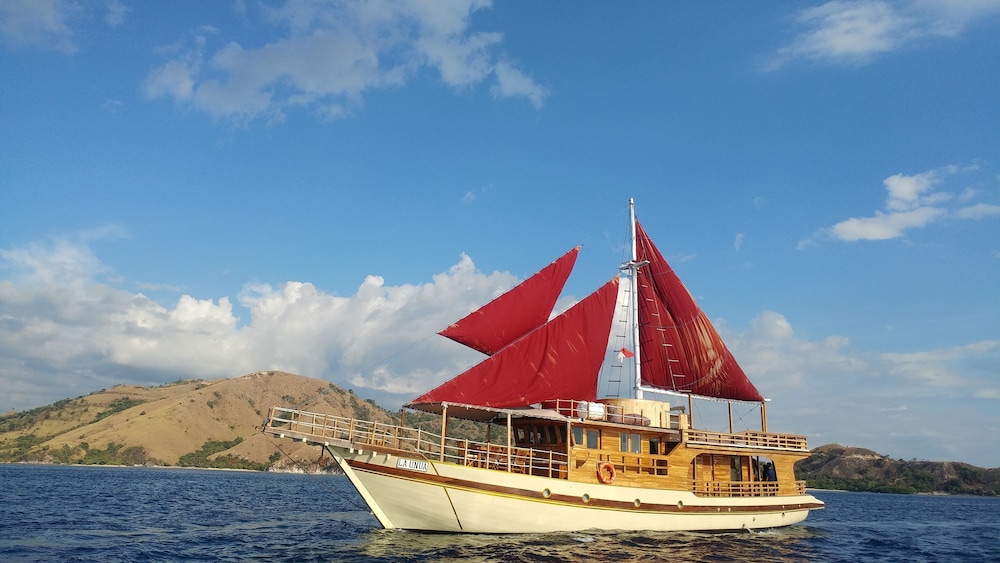 LaUnua in Labuan Bajo, Indonesia
