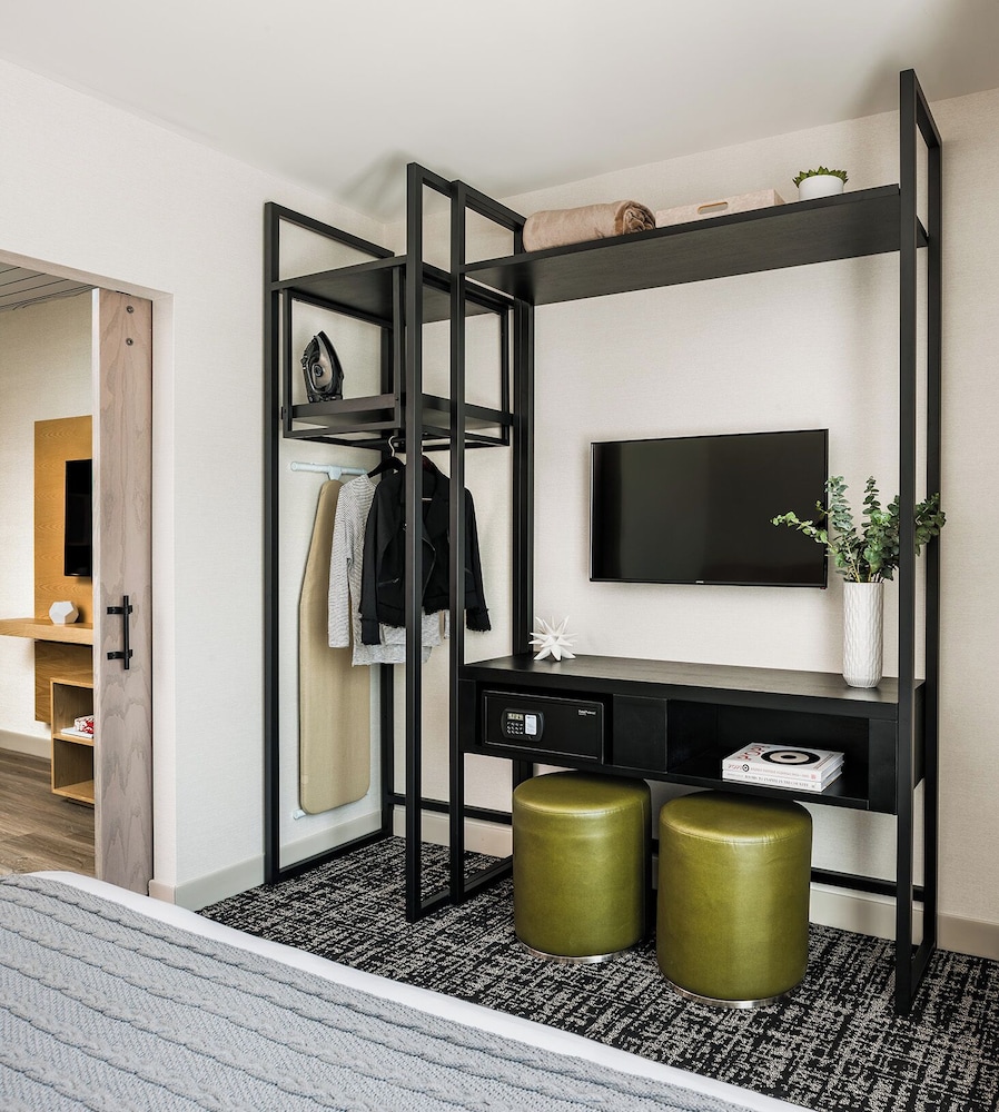 Hotel Zero Degrees Danbury - photo 11