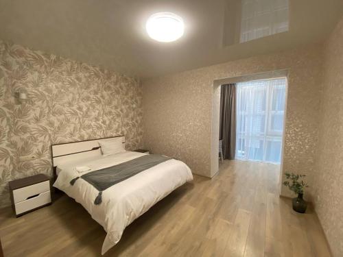 Atlant luxury Big Family Apart on Golovna навпроти ТЦ ДЕПОТ та АТБ — 4-Star Luxury Hotel in Chernivtsi, Ukraine