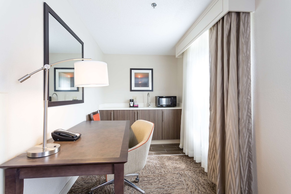 Hampton Inn Havelock - photo 25