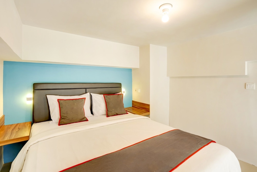 Collection O 30 Amega Crown Sub in Surabaya, Indonesia