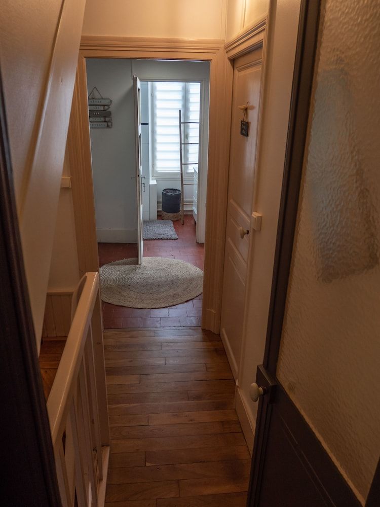 La Suite — 4-Star Luxury Hotel in Chablis, France
