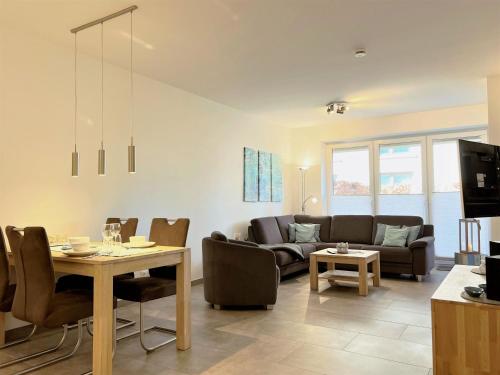 Apartment Oase am Meer Am Alten Deich 18 — 4-Star Luxury Hotel in Varel, Germany