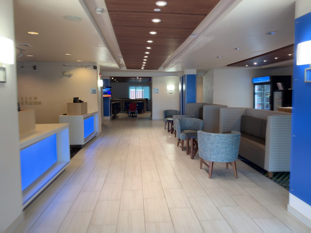 Holiday Inn Express & Suites Exmore Eastern Shore by IHG - photo 44
