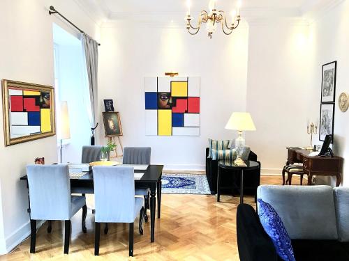 MONDRIAN Luxury Suites & Apartments Old Town — 4-Star Luxury Hotel in Warsaw, Poland