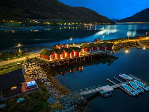 Manndalen Sjøbuer — hotel in Storslett