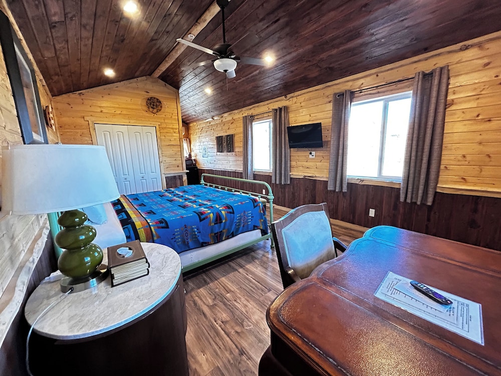 The Rim Rock Inn - photo 30