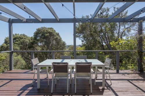 Treetop Tides Scenic Tootgarook Coastal Getaway — hotel in Tootgarook