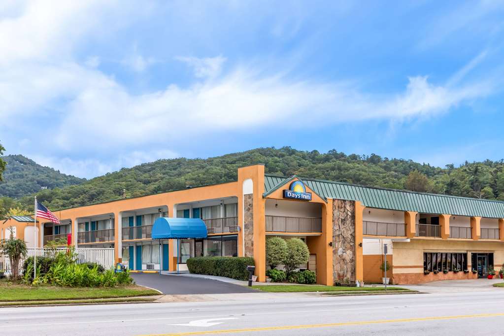 Days Inn by Wyndham Clayton - photo 5