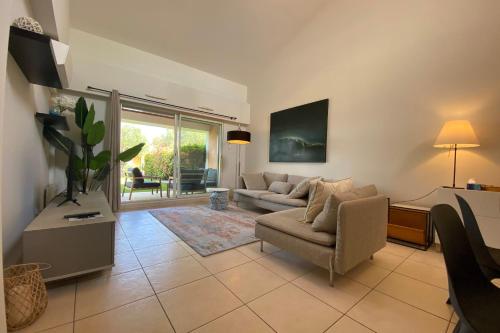 110m Villa Cannes with Swimming Pools AC and Garage BENAKEY — 4-Star Luxury Hotel in Cannes, France