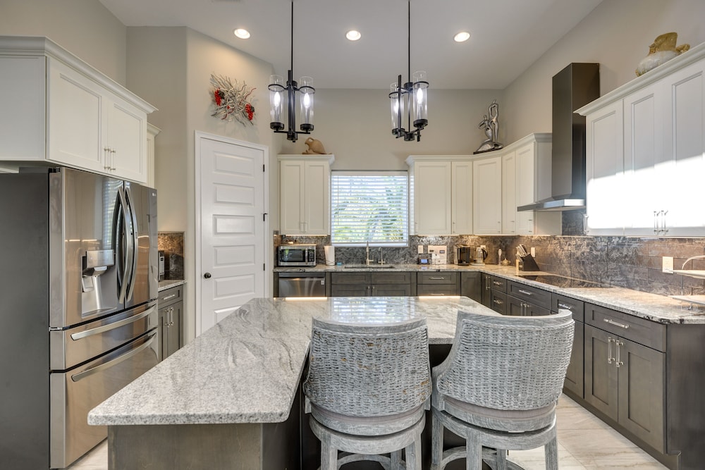 Palm Coast Paradise: Pool Spa & Outdoor Kitchen - photo 2