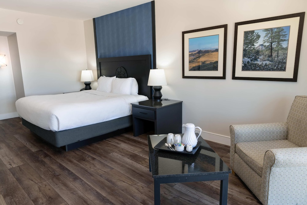 Prescott Resort & Conference Center - photo 16