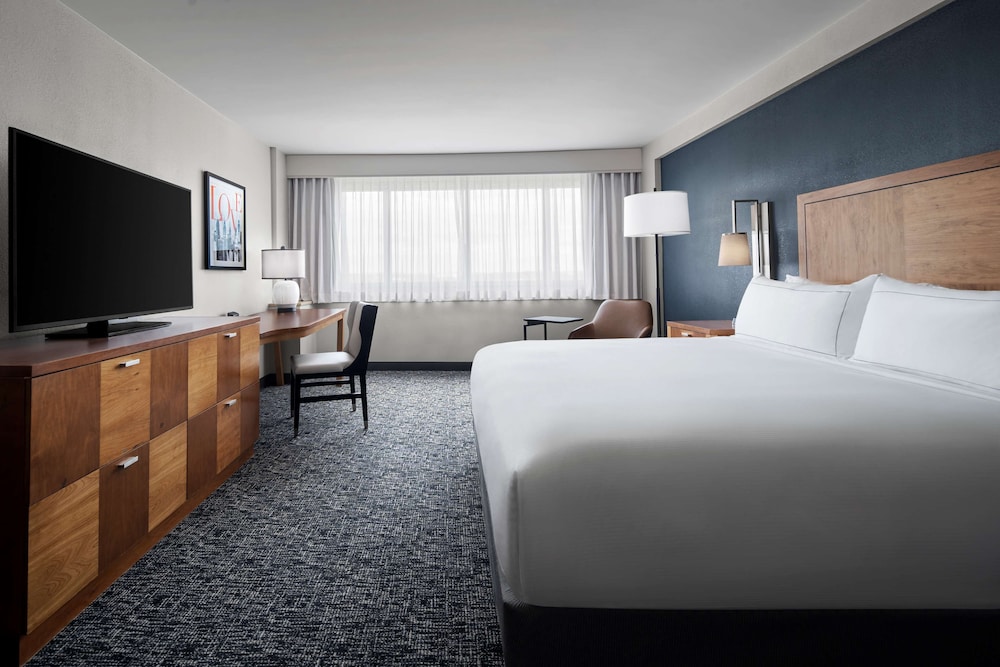 The Alloy King of Prussia a DoubleTree by Hilton - photo 11