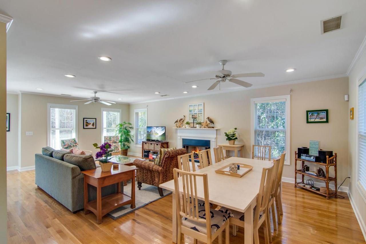 Anchors Away - last minute hotel in Folly Beach