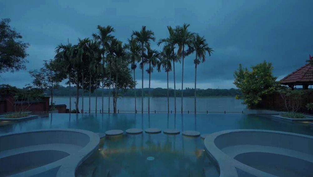 The River Retreat Heritage Ayurvedic Resort in Shoranur, India